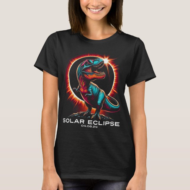 T-rex Solar Eclipse Wears Sungles 8 april 2024 T Shirt (Framsida)