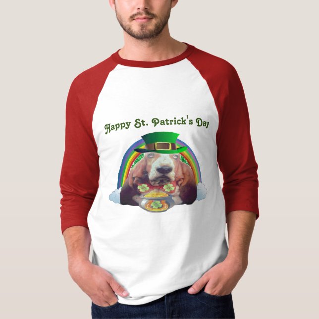 T-Shirt Basset Hound Lycklig St. Patrick's Day (Framsida)