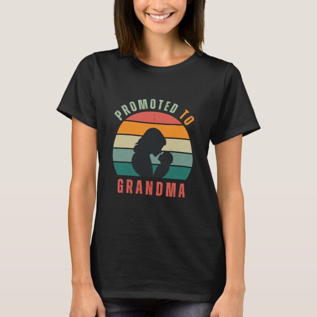 T-Shirt befordrad till mormor (Framsida)