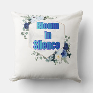 T-Shirt Blomma i Tystnad Kudde