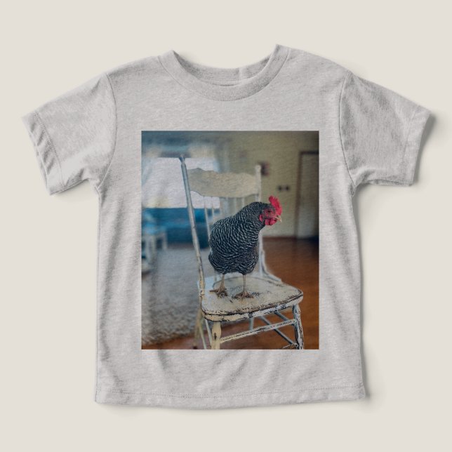 T-Shirt Chicken on a Chair (Design Framsida)