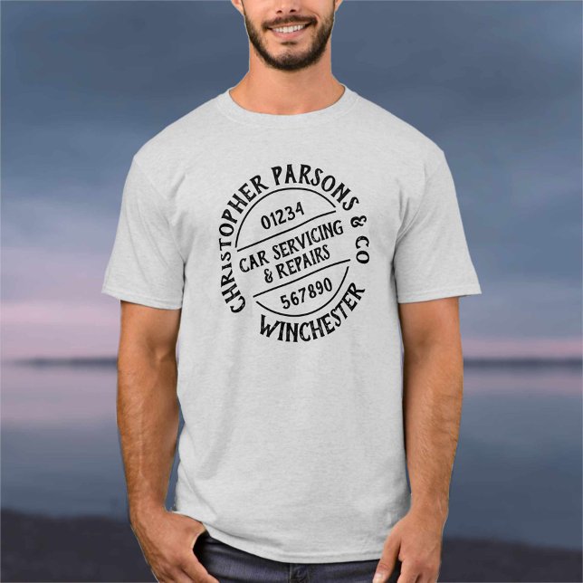 T-shirt för bilservice och reparationer i garage (Skapare uppladdad)