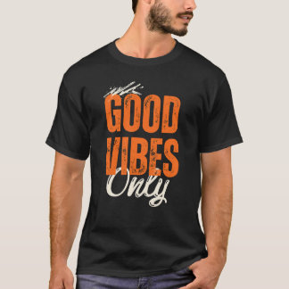 T-Shirt för Streetwear med Urban Typografi och Pos