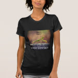 T-Shirt - Första Kontakt<br><div class="desc">Alla våra mönster kan anpassas och finns tillgängliga för bebisar,  småbarn,  barn,  kvinnor och män. Välj mellan en mängd olika färger och många typer av kläder,  inklusive: lång- och kortärmade t-shirts,  sweatshirts,  hoodies,  linnen och mer. Anpassa helt enkelt mönstret innan du gör ditt köp.</div>