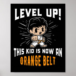 T-shirt-gåva för barn karateuniform orange bälte u poster