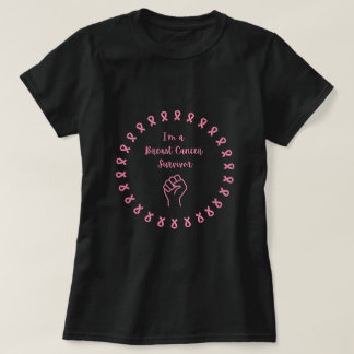 T-shirt i svart med rosa knuten näve för bröstcanc