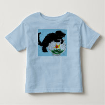 T-SHIRT KATT SOM FÖRSÖKER NÅ IN I FISKBURK