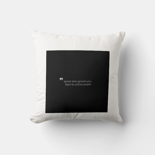 T-Shirt Kudde (Framsida)