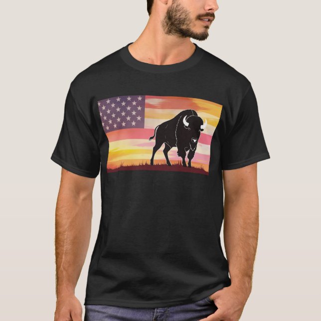 T-shirt med bison-tryck på amerikansk flagga (Framsida)