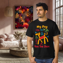 T-shirt med fet popkonst-grafik föreställande hund