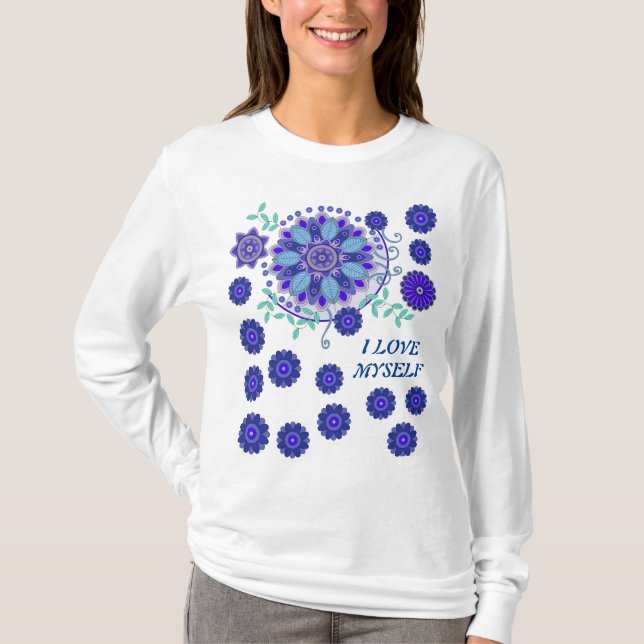 T-SHIRT MED KREATIV AV BLOMMMAR (Framsida)