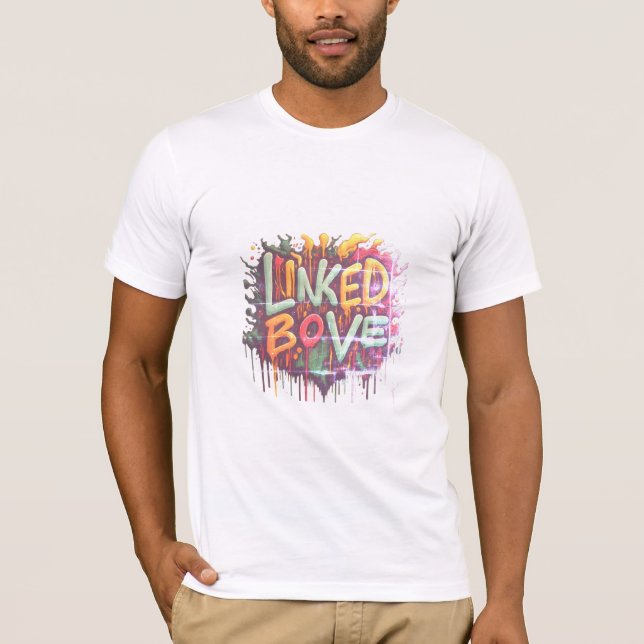 T-shirt med "Linked by Kärlek". (Framsida)