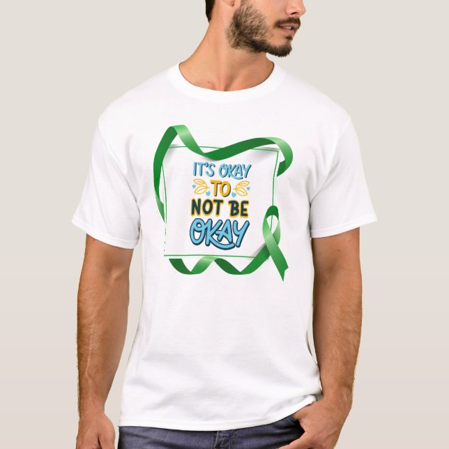 T-shirt med minimal typografi och rolig mental häl (Framsida)