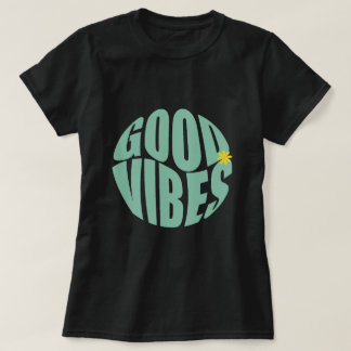 T-shirt med personligt namn och bra vibbar