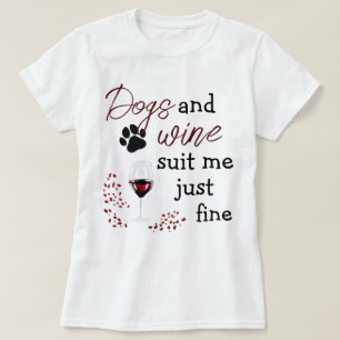 T-shirt med rolig text om hundar och vin