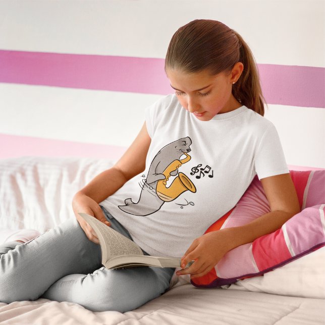 T-shirt med säl som spelar saxofon (Skapare uppladdad)