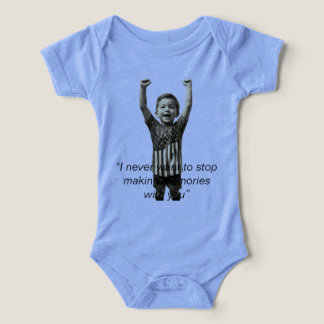 T-Shirt Spädbarn T-shirt älskad i usa