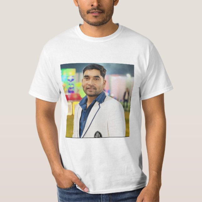 T-Shirt"Unke Tasveer se Rangin T-Shirt: Bade Bhai T Shirt (Framsida)
