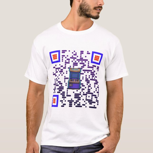 t-shirt with slogan in a scannable personalized QR (Framsida)