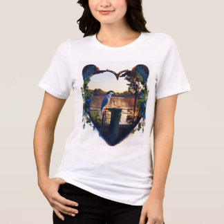 T-Shirt Women's Tri-blend Bird hjärtform print