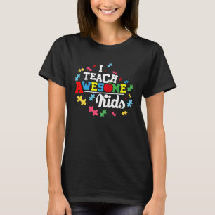 T-shirts för autismmedvetande Jag undervisar fant
