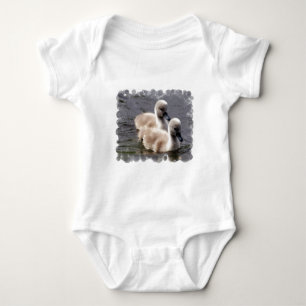 T-tröja för babysvanbaby t shirt