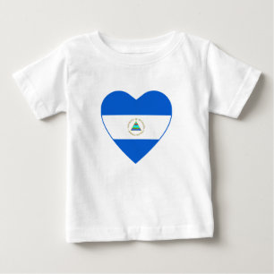 T-tröja för Nicaragua flaggahjärta Tee