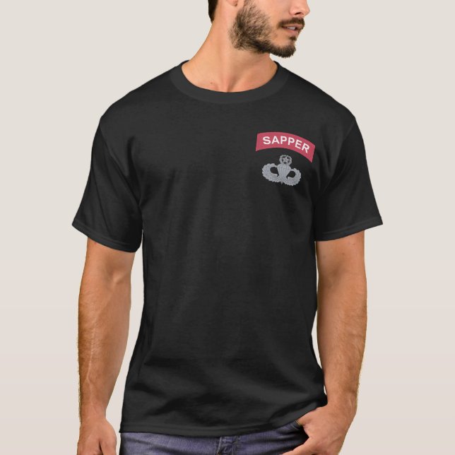 T-tröja för Parachutist för Sapperflik ledar- (v2) Tee Shirt (Framsida)