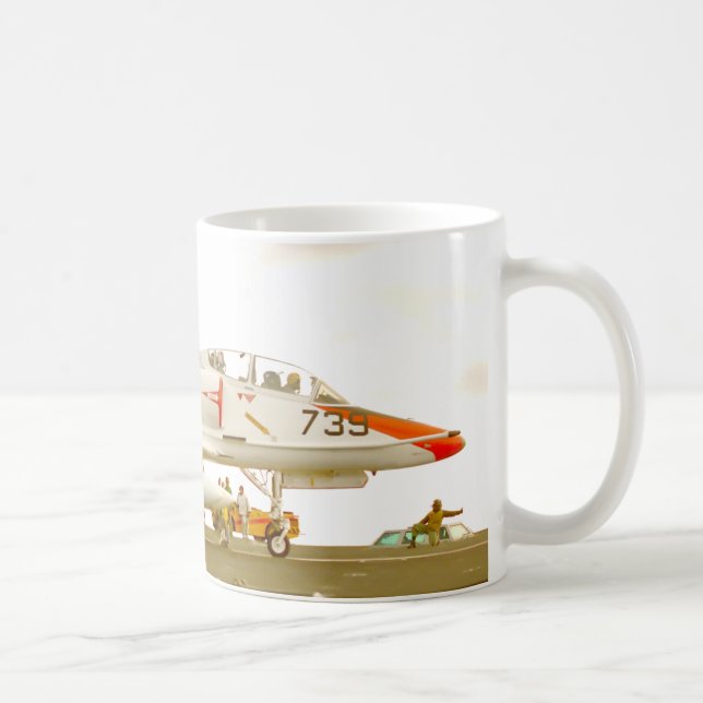 TA-4J SKYHAWK KAFFEMUGG (Höger)