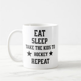 Ta barnen till hockey och låt dem sova. kaffemugg