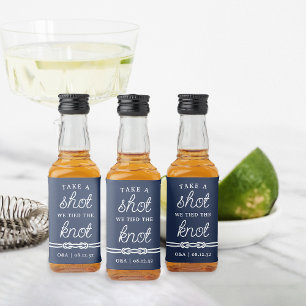 Ta ett skott, vi binder fast Knot-bröllopets favor Spritflaskor Etikett