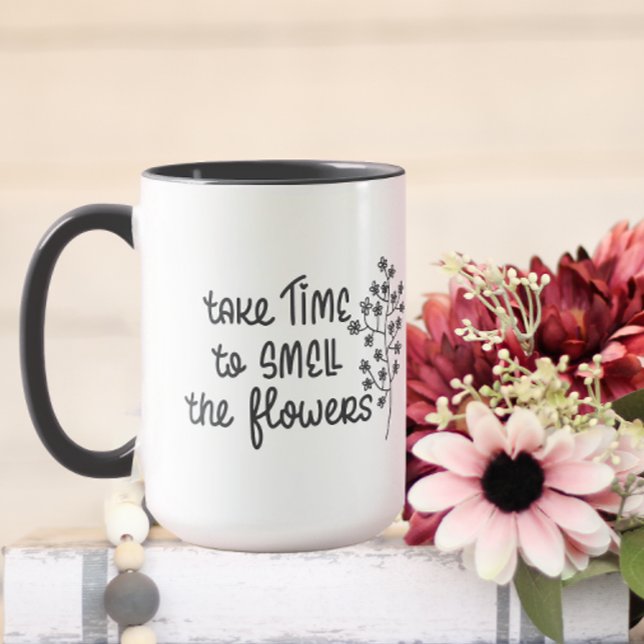 Ta tid för att ringa upp Flödarens inspirationsoff Mugg (A cute mug to remind you to take time to smell the flowers.)
