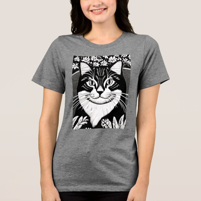 Tabby katt avrundat mot blommor t shirt (Framsida)