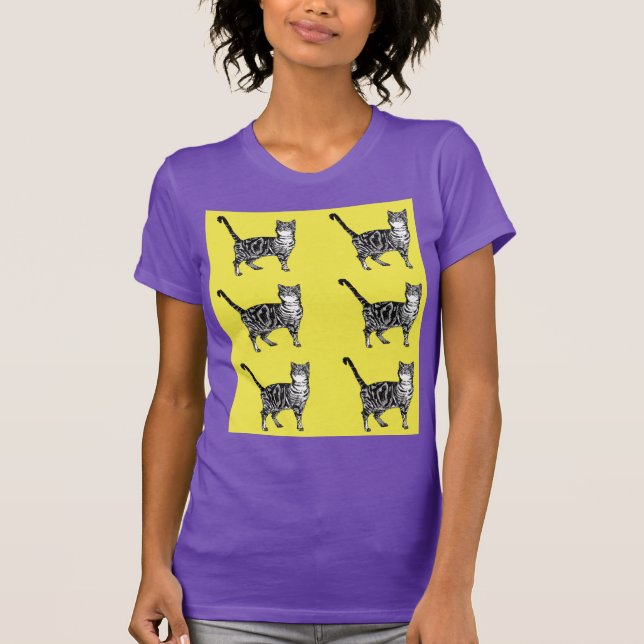 Tabby katt-katter, söta, stripade husdjur T-Shirt (Framsida)