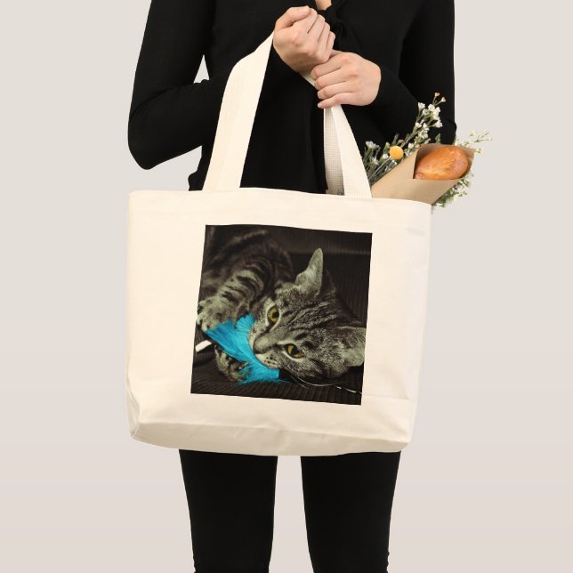 Tabby katt med Feather av Shirley Taylor Jumbo Tygkasse (Framsida (produkt))