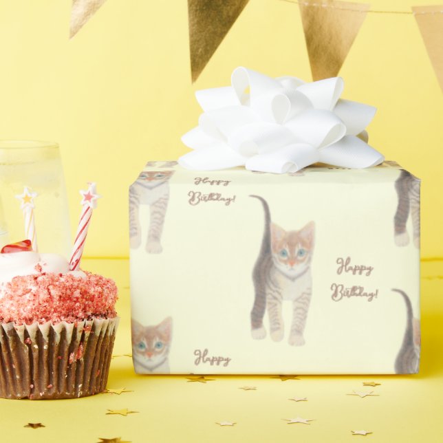 Tabby Kitten med Anpassadets textfigursättning Pap Presentpapper (Födelsedagsfest)