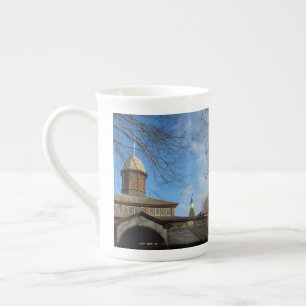 Tabernacle och Church Steeple - Martha's Vineyard Benporslin Mugg