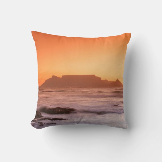 Table Mountain vid solnedgång, Bloubergstrand Kudde (Framsida)