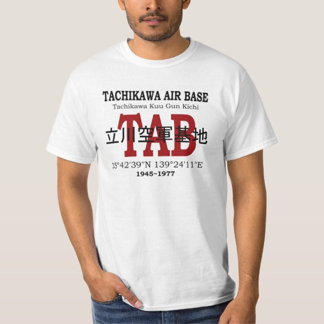 TACHIKAWA FLYGBAS 1945-1977 T-SHIRT (Framsida)
