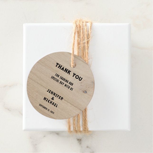 Tack av landsbyggsbröllop på landsbygden i Rustilb Gåvor Etiketter (På plats)