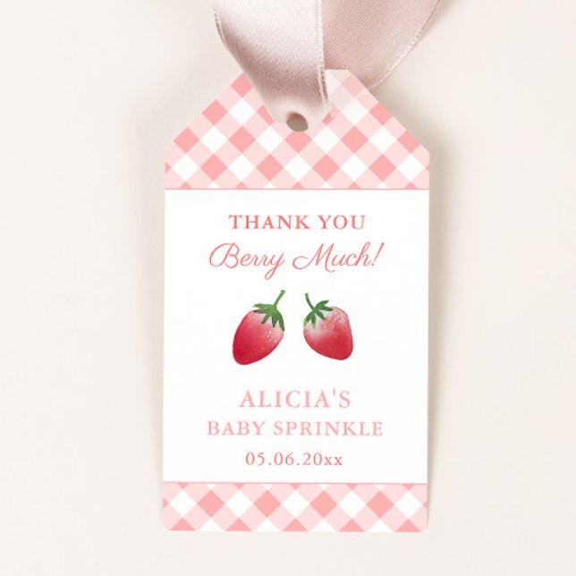 Tack Berry Mycket jordgubbspartiets favoritMärkre Presentetikett (Pretty pink and white buffalo check strawberries little girl baby shower favor tags)