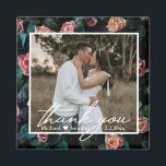 tack bröllopsfoto vitt chic handstil magnet<br><div class="desc">Bakgrundselement av freepik.com
 tack,  bröllopsdagsfoto,  modern handstil,  blomsterbakgrund,  anpassad magnet.</div>