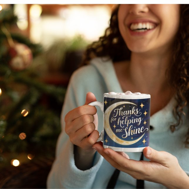Tack för att du hjälper mig att Shine Mugg (Thank someone special this holiday with this, "Thanks for helping me shine" moon and stars mug! )
