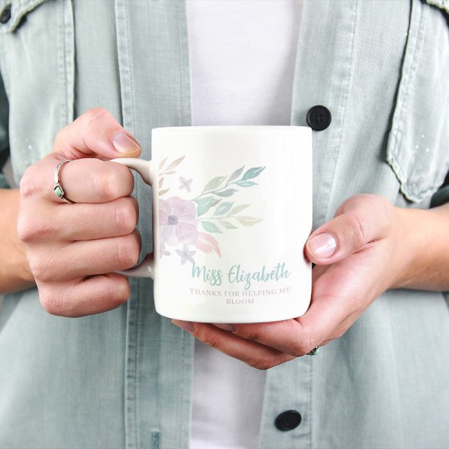 Tack för att du hjälpte mig blomma Mugg (Show your gratitude with this watercolor floral, "Thanks for helping me bloom" mug! )