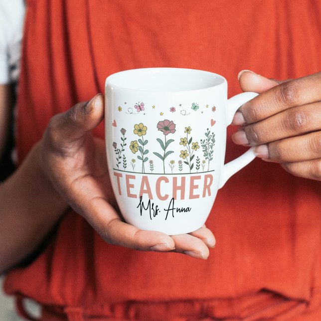 Tack för att du hjälpte mig växa blomsterlärare kaffemugg (groovy wildflowers retro gift teacher modern Thank You for Helping Me Grow Floral Teacher appriation)