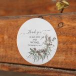 Tack för att du Vinter Foliage God Jul Cotton Bröl Runt Klistermärke<br><div class="desc">Den här designen kan vara personlig i det område som tillhandahålls genom att ändra fotot och/eller text. Du kan också anpassa den genom att klicka på Anpassa den här mallen och sedan välja klicka för att anpassa ytterligare alternativ och ta bort eller ändra färg i bakgrunden, lägga till text, ändra...</div>