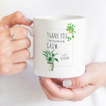 Tack för att hjälpa mig att odla husväxter kaffemugg<br><div class="desc">Personlig kaffe mugg till din favoritlärare! Den här moderna konstruktionen har en upphängningsanläggning och en krukplanta i vattenfärg med typsnitt för smala. Ordalydelsen lyder "Tack för att du hjälper mig att växa" och är redo för dig att anpassa dig. Bläddra i butiken om du vill ha fler lärarpresenter.</div>