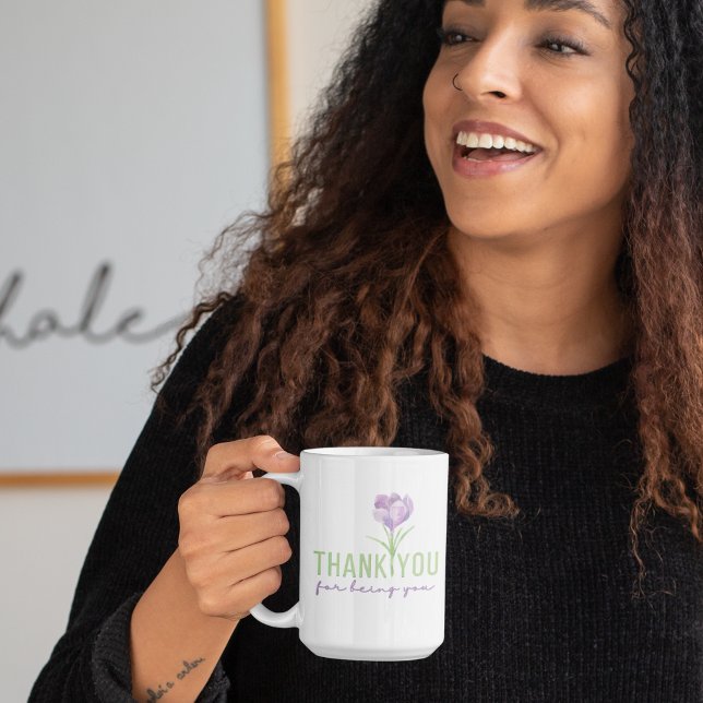 Tack för att hjälpa mig Bloom Mugg (Show your gratitude with this watercolor floral, "Thank you for being you" mug! )
