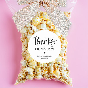 Tack För Att Komma Förbi Popcorn Present Klistermä Runt Klistermärke