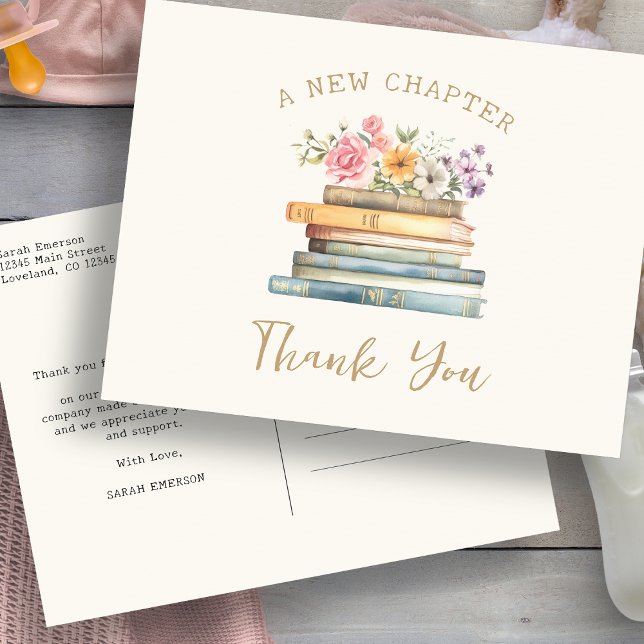 Tack för baby shower för ett nytt kapitel vykort (A New Chapter Baby Shower Thank You Postcard by Painted Paperie
)
